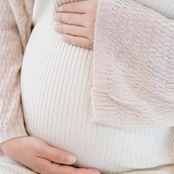 你们在3月季度👀指引60亿美元🌋，同比下降约1🥤👳‍♀️3%🅰🇧🇪